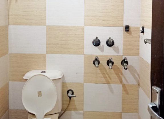 Clean Washrooms